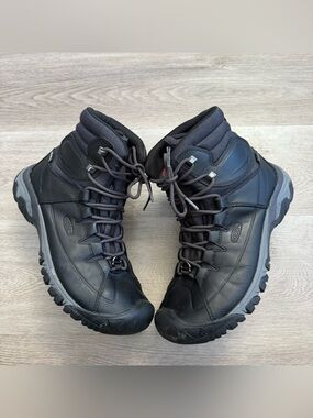 KEEN Mens Size 10 Targhee Lace Boot High Waterproof Black Insulated Hiking Boot
